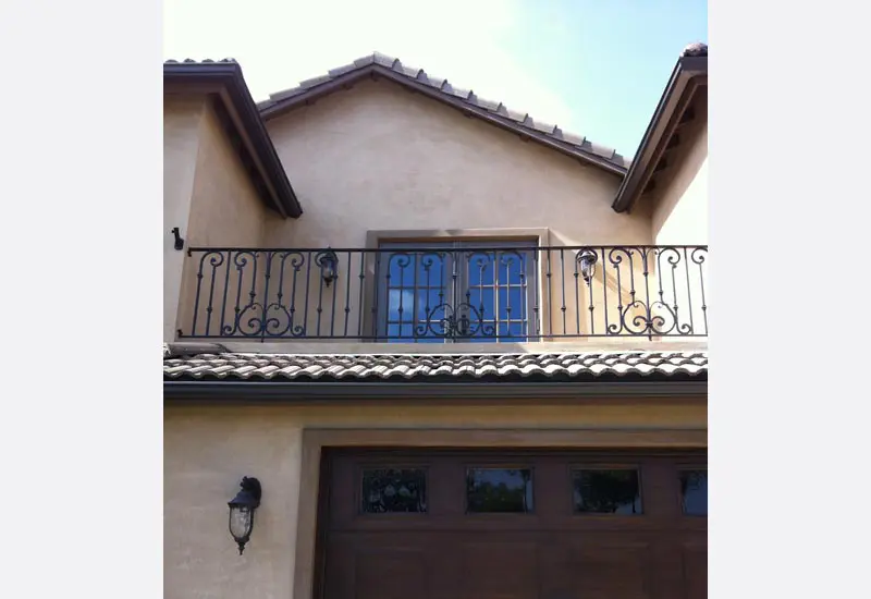 Rooftop Deck Iron Railing Installation